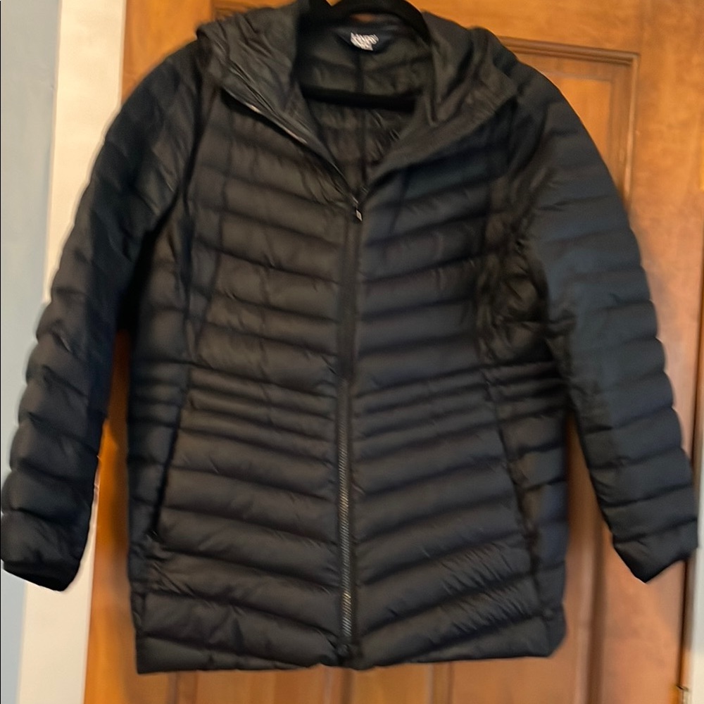 Women's Lands' End Hooded Down Wanderweight Ultralight Packable Jacket